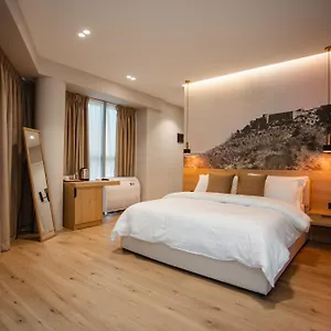 Oro Hotel
